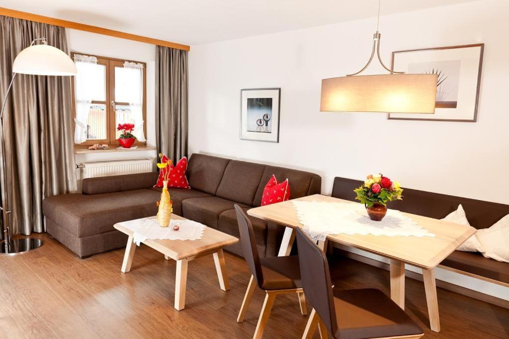 Haus Schmiederer Apartment Reit im Winkl Exterior photo